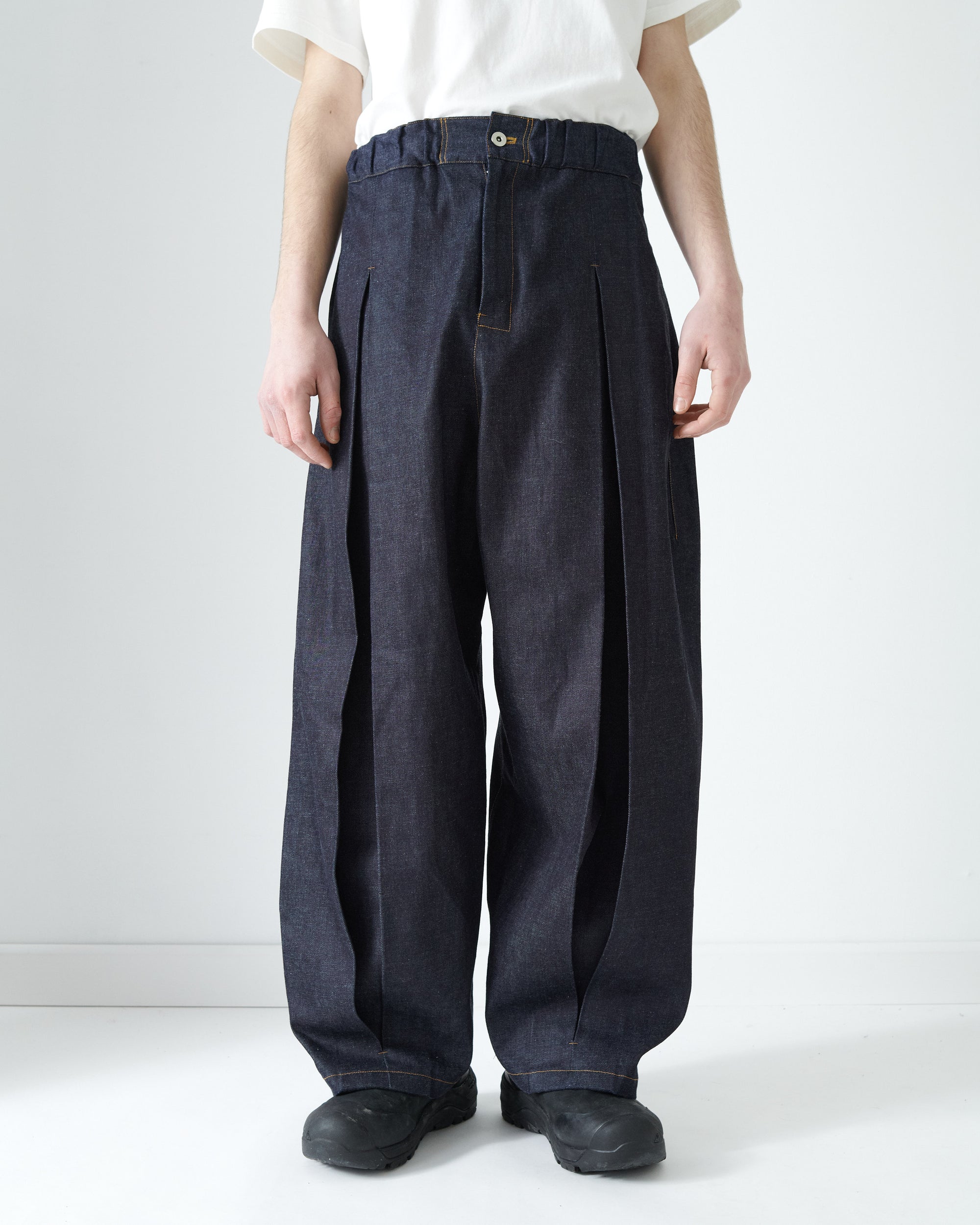 Box Pleat Trouser Denim - Raw Indigo