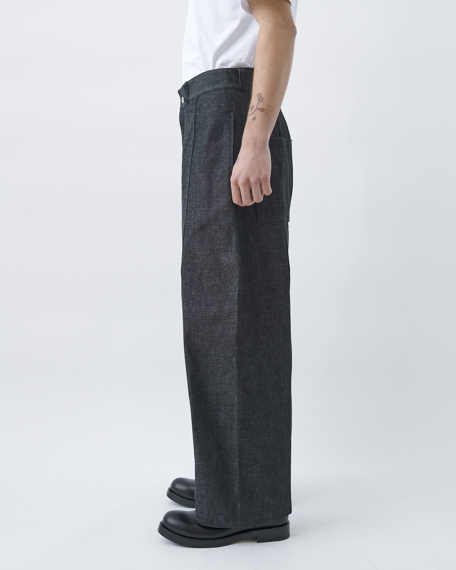 Welt Trouser Denim - Raw Black