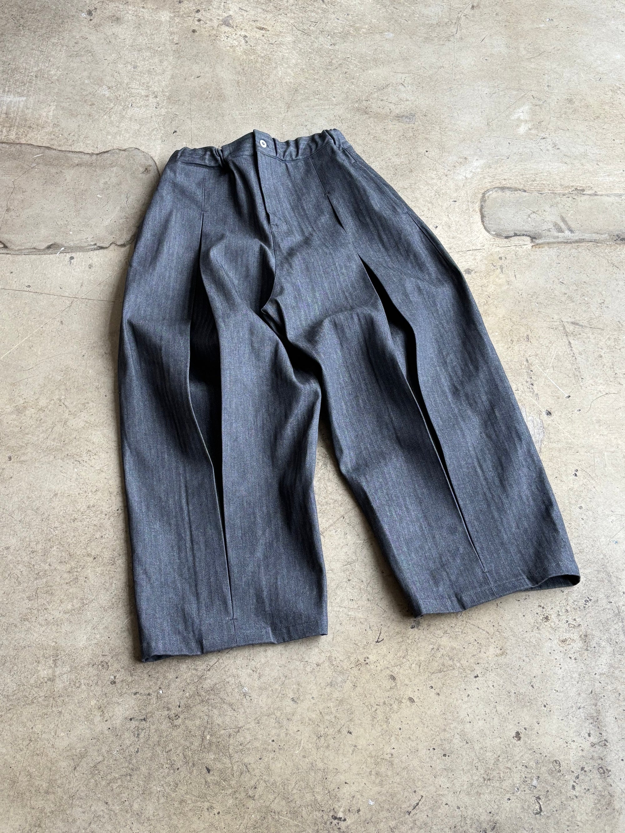 Box Pleat Trouser Denim - Dark Grey Herringbone (Webstore Exclusive)