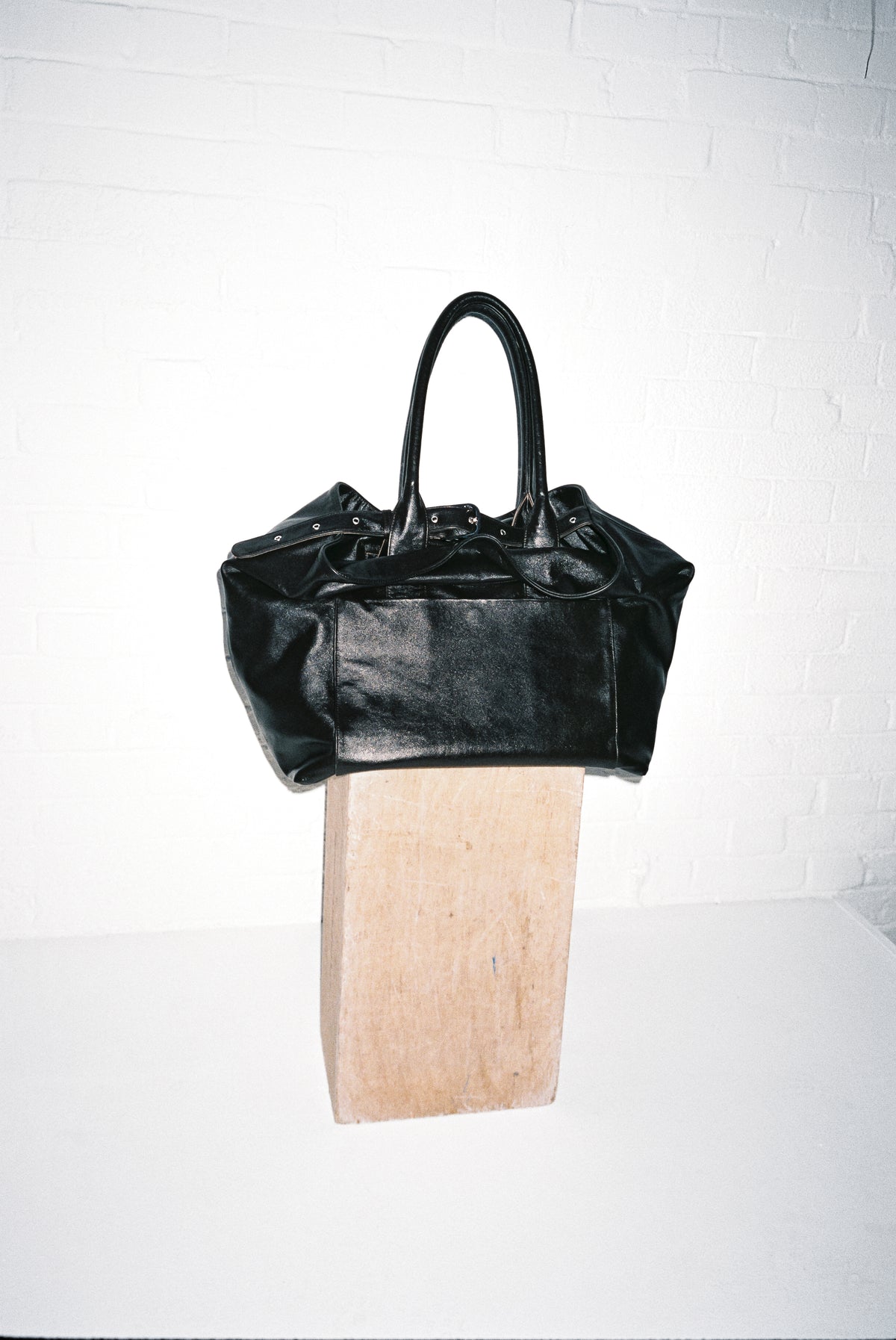 Leather Fold Bag - Dark Brown exclusive