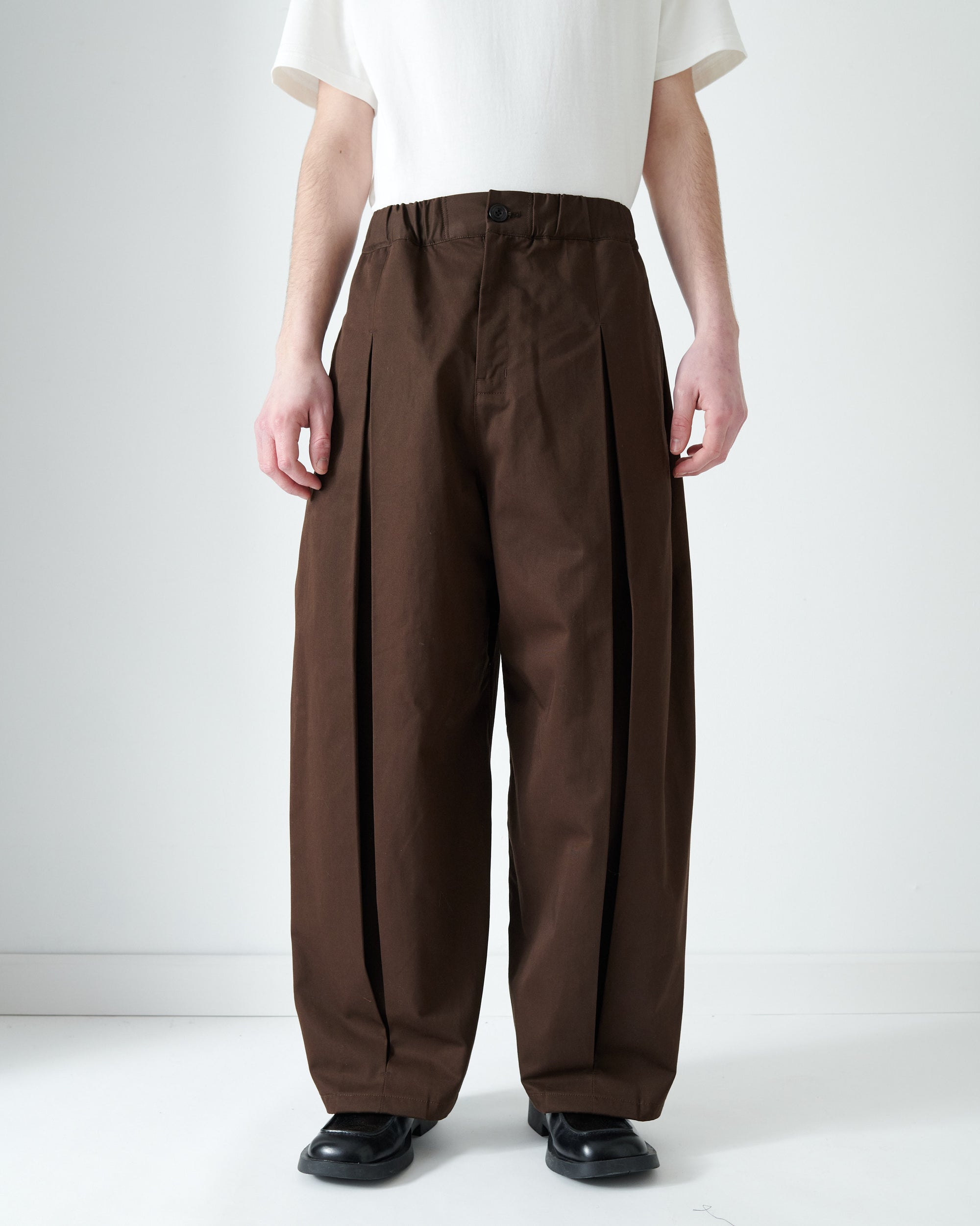 Box Pleat Trouser - Brown