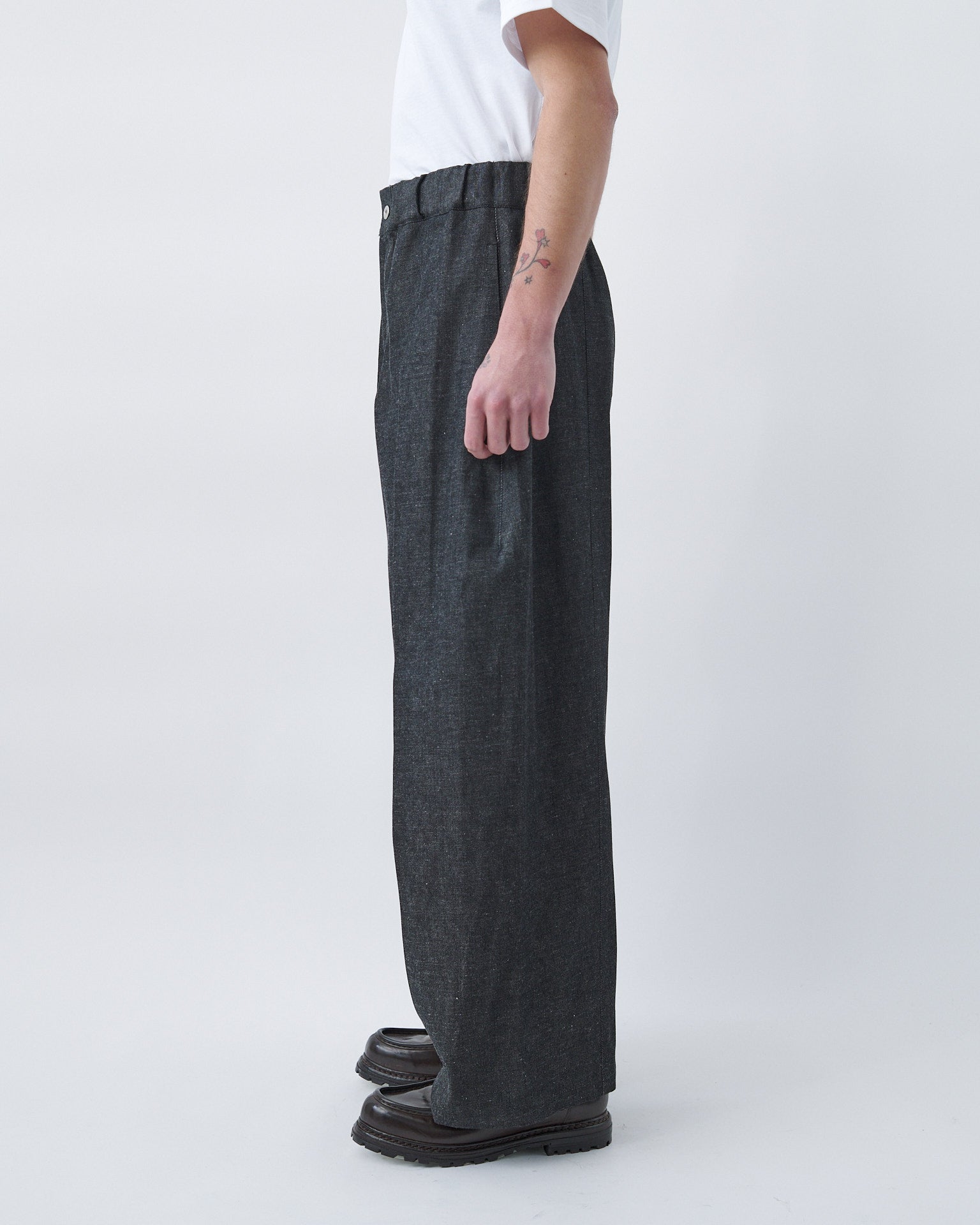 Box Pleat Trouser Denim - Raw Black