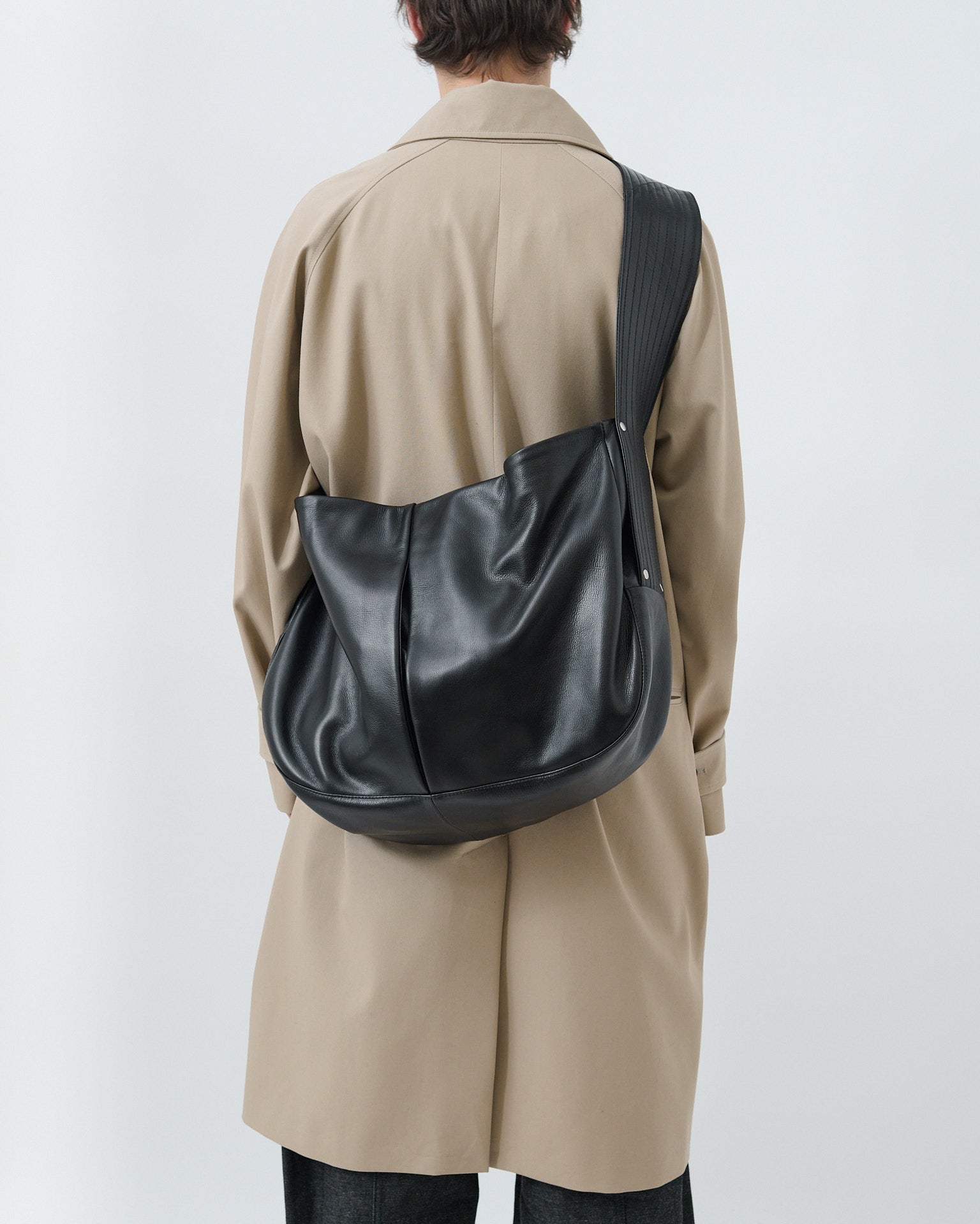 Box Pleat Leather Bag - Black