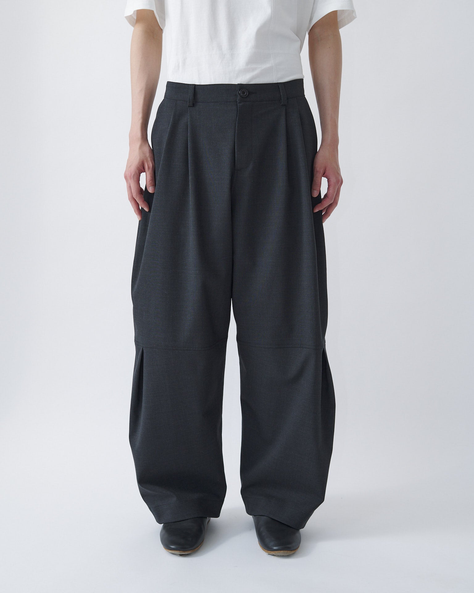 Zushi Trouser - Charcoal