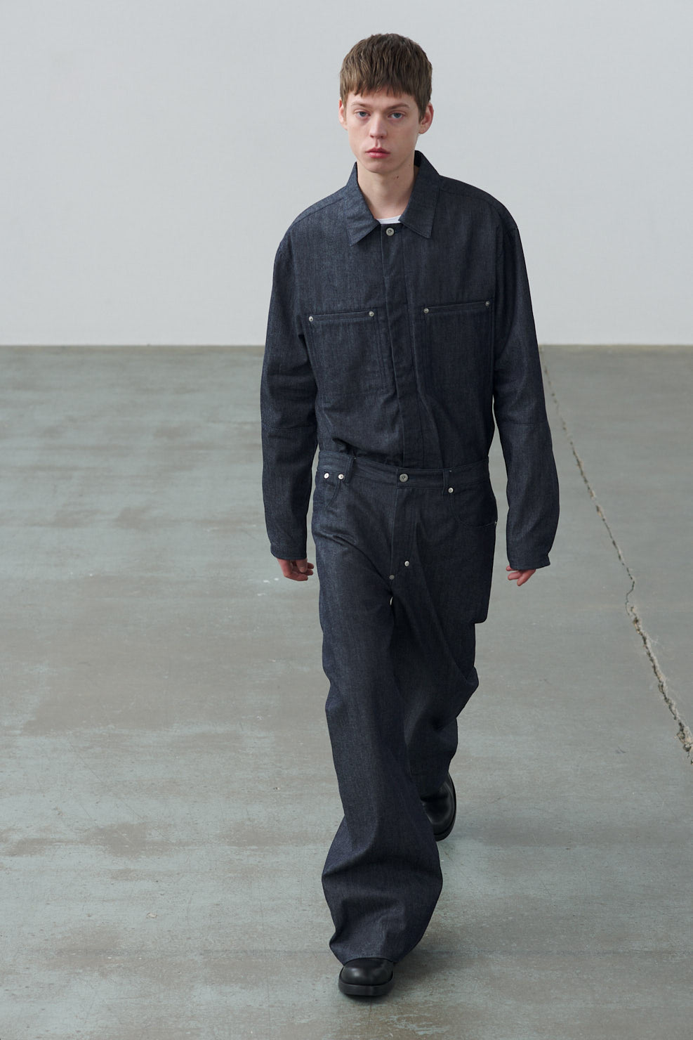 Straight Rivet Trouser Denim - Raw Indigo